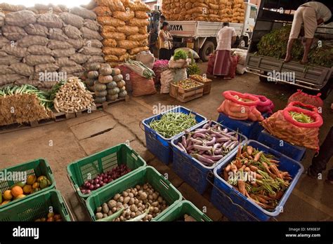 Vegetable wholesale market